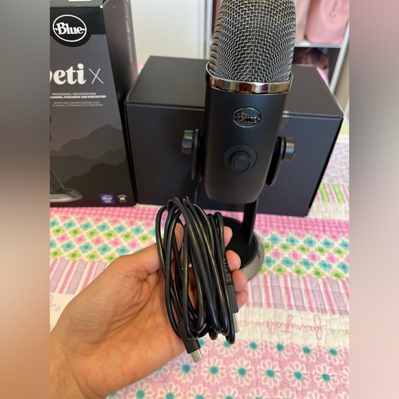 Blue Yeti X Microphone - Picture 8 of 10